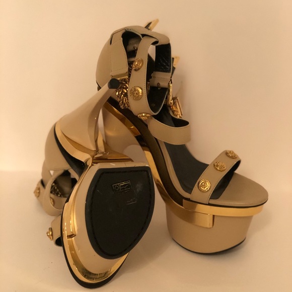 Versace platform heels - Picture 5 of 7